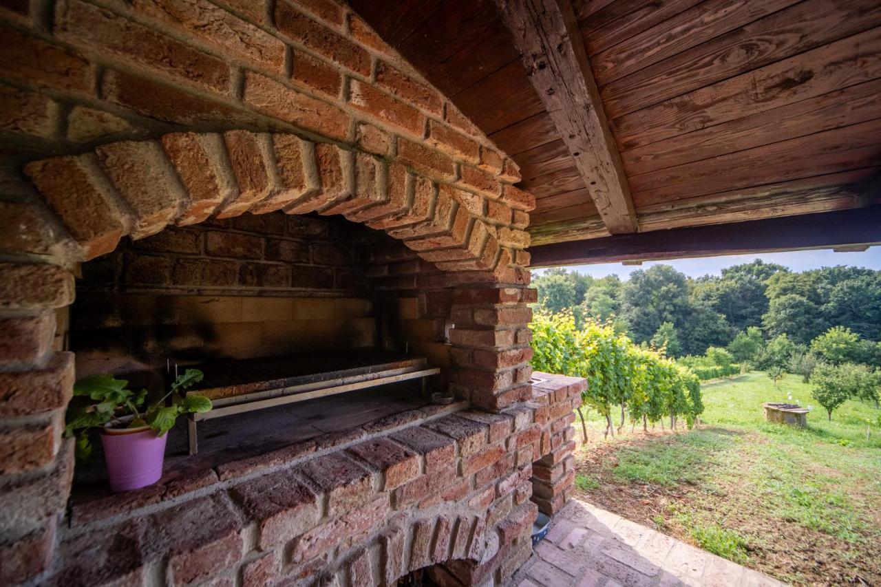 Val Hills Rural House * Gaj