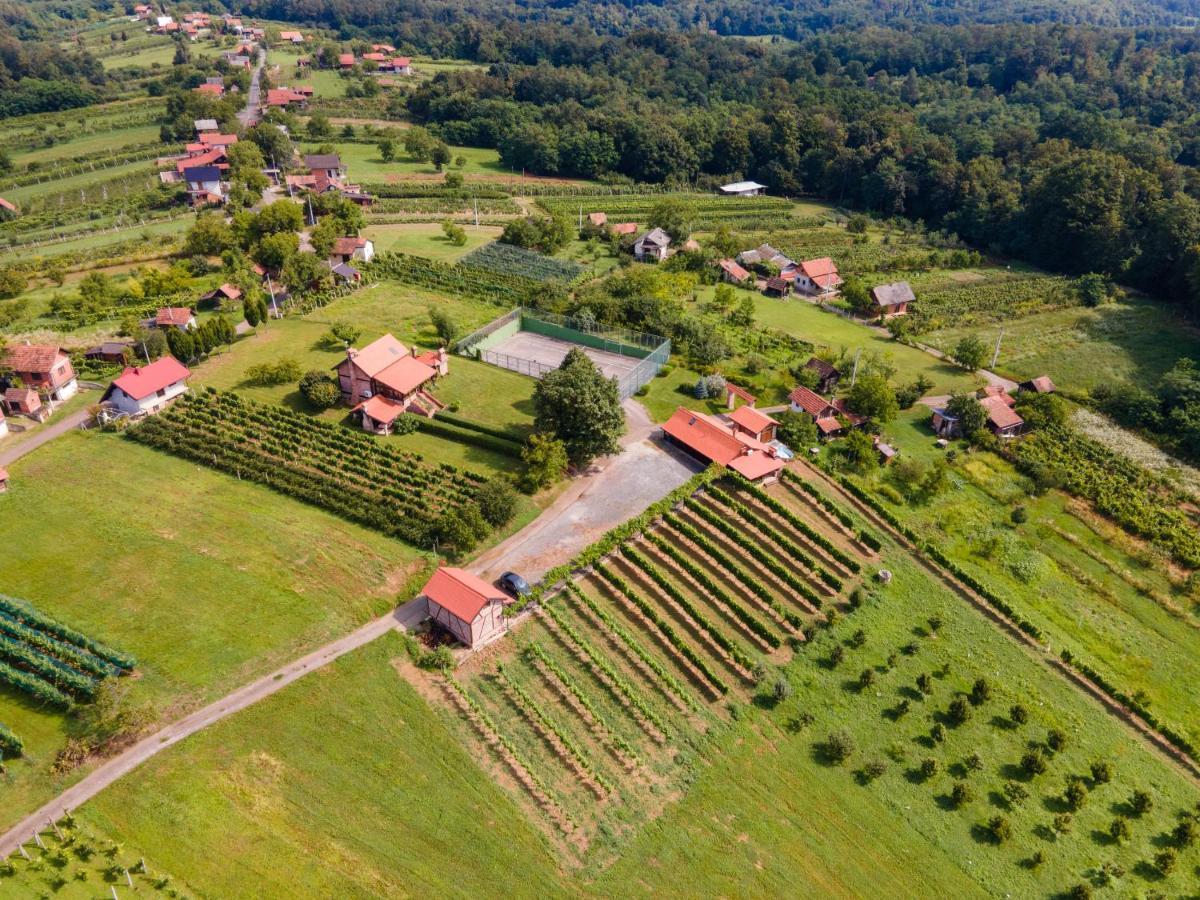 Val Hills Rural House