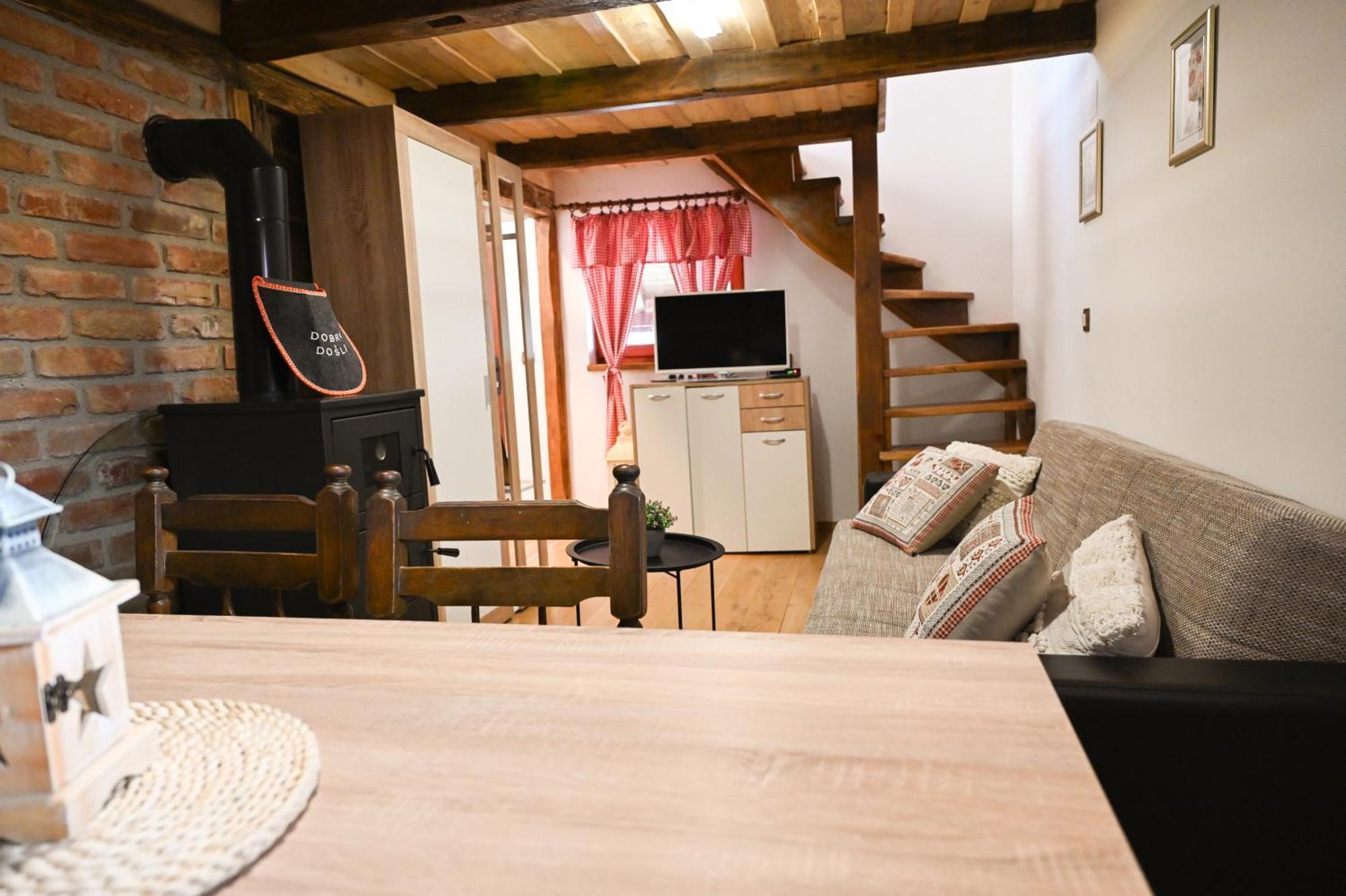Val Hills Rural House Gaj
